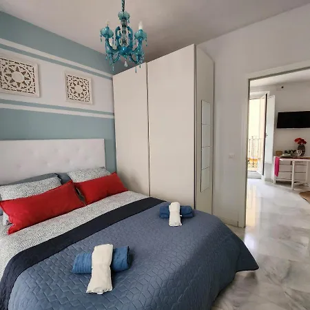 Apartman Lovely Center - Balcony Lux Sol