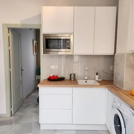 Lovely Center - Balcony Lux Sol Apartman *
