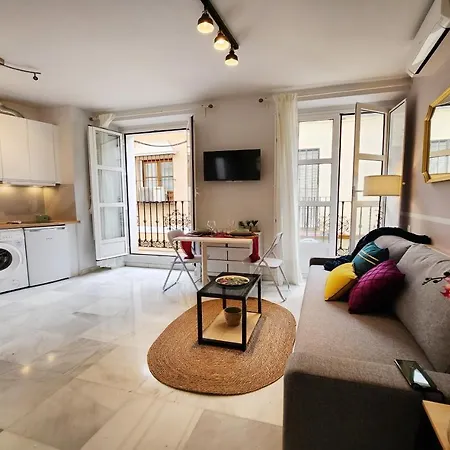 Lovely Center - Balcony Lux Sol Apartman