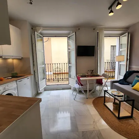 Lovely Center - Balcony Lux Sol * Sevilha