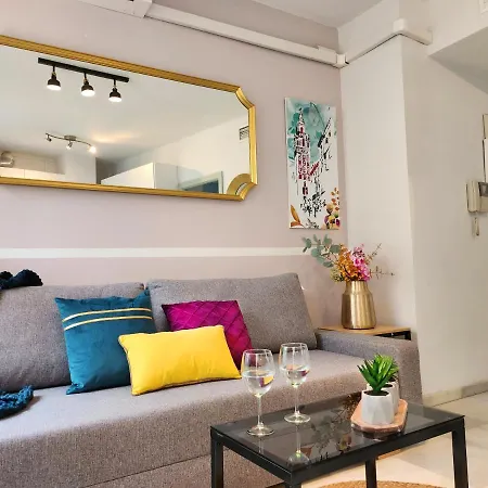 Apartamento Lovely Center - Balcony Lux Sol