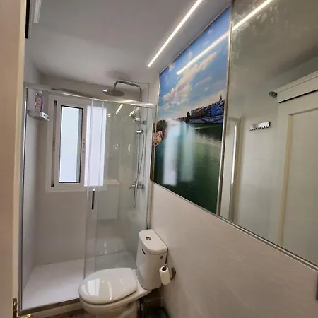 Daire Lovely Center - Balcony Lux Sol