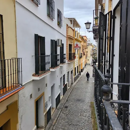 Lovely Center - Balcony Lux Sol Daire Sevilla